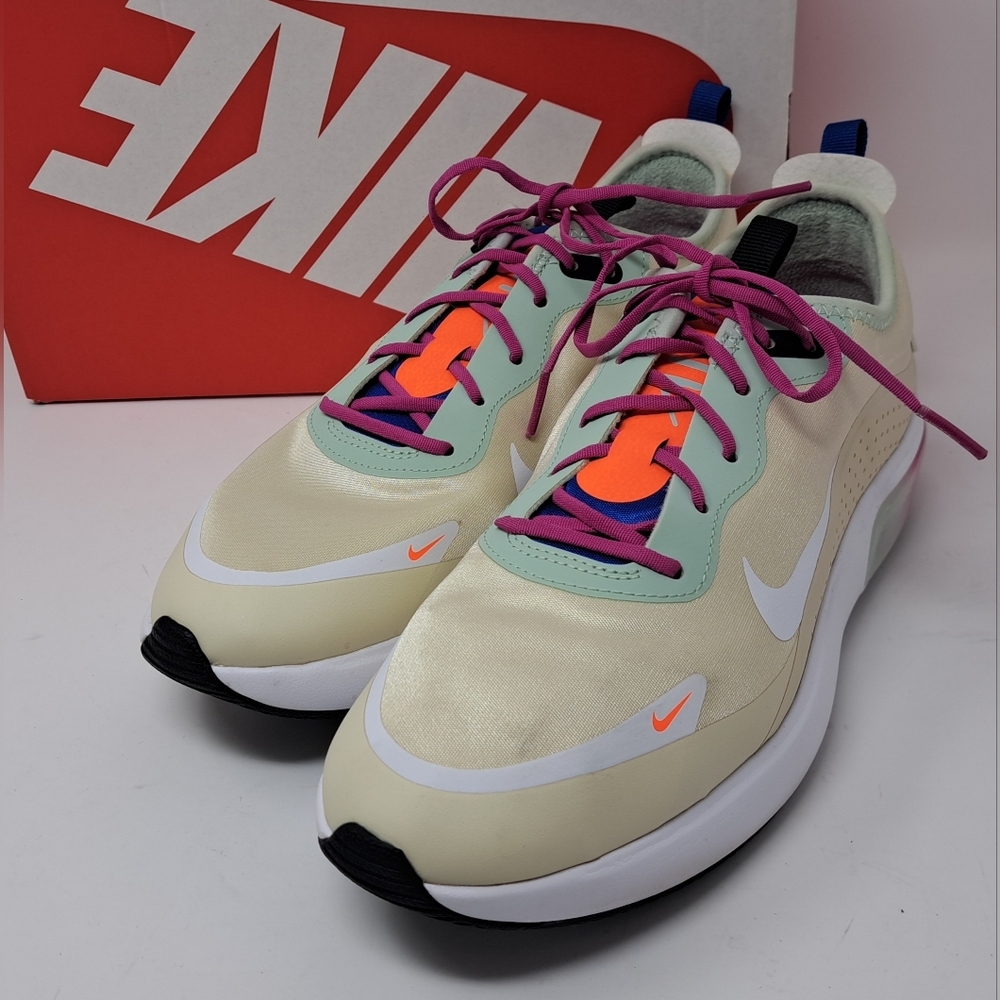 Nike Women's Air Max Dia Running Shoes Fitness CI3898 Fossil/Hyper Crimson 10 US - Picture 2 of 14